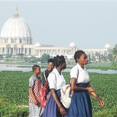 Leaving Yamoussoukro - basilica