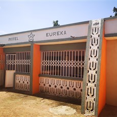 Motel de Eureka, Bole