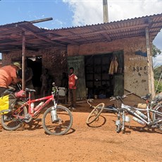 Bouafle to Daloa - bicycle workshop, Gonate