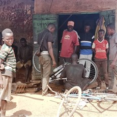 Bouafle to Daloa - bicycle workshop, Gonate