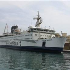 Mercy ship (medical), Dakar port