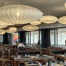 Lagoon Beach Hotel, Cape Town