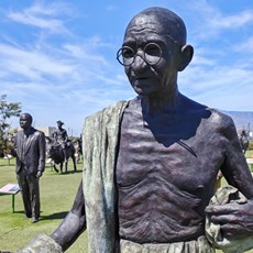 Long March to Freedom, Canal Walk