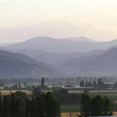 Between Tire and Selçuk