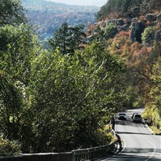 Veliko Tarnovo to Strazhitsa