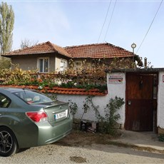 Guest Room Krasi, Strazja