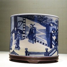 Suzhou Museum - porcelain brush holder