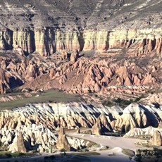 Between Uçhisar and Göreme