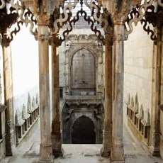 Raniji-ki step well, Bundi 