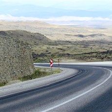 Between Çaldiran and Doğubayazit