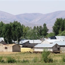 Between Ağri and Eleşkirt