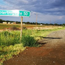 Hoopstad to Hertzogville