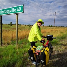 Hoopstad to Hertzogville