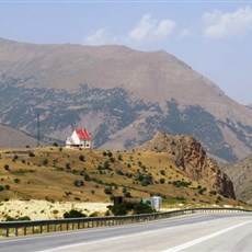 Between Aşkale and Bayburt