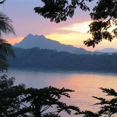 Luang Prabang - sunset over the Mekong