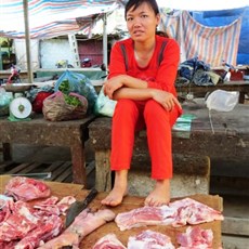 Dien Bien Phu market