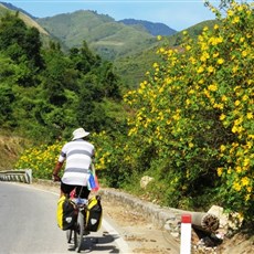 Between Dien Bien Phu and Tuan Giao