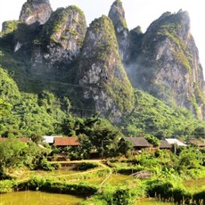 Between Dien Bien Phu and Tuan Giao