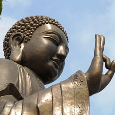 Between Thai Binh and Ninh Binh - Buddhist temple